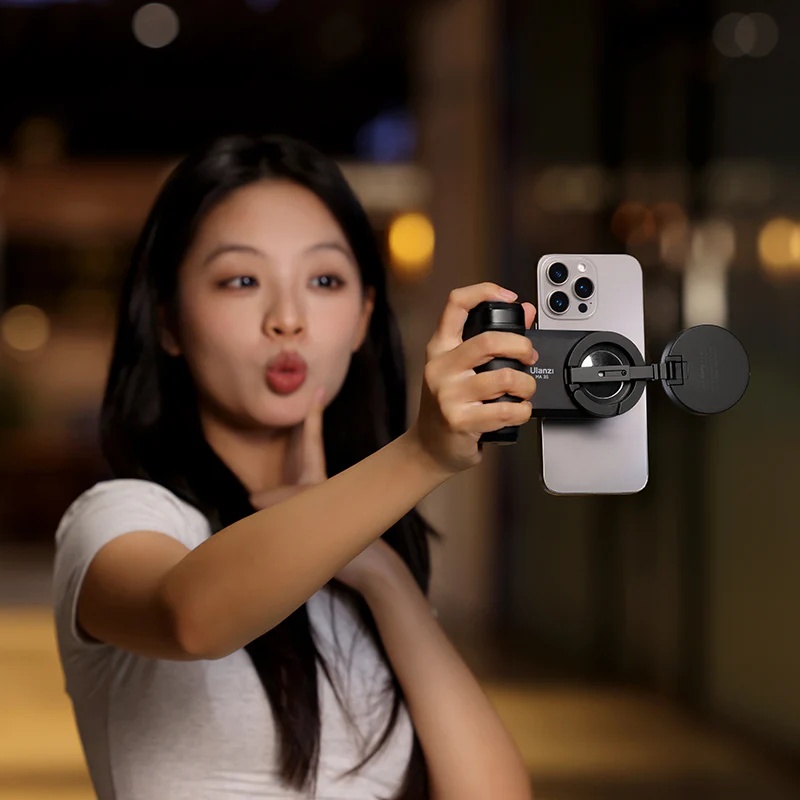 Dual-Sided Magnetic Attachment, Stay Strong