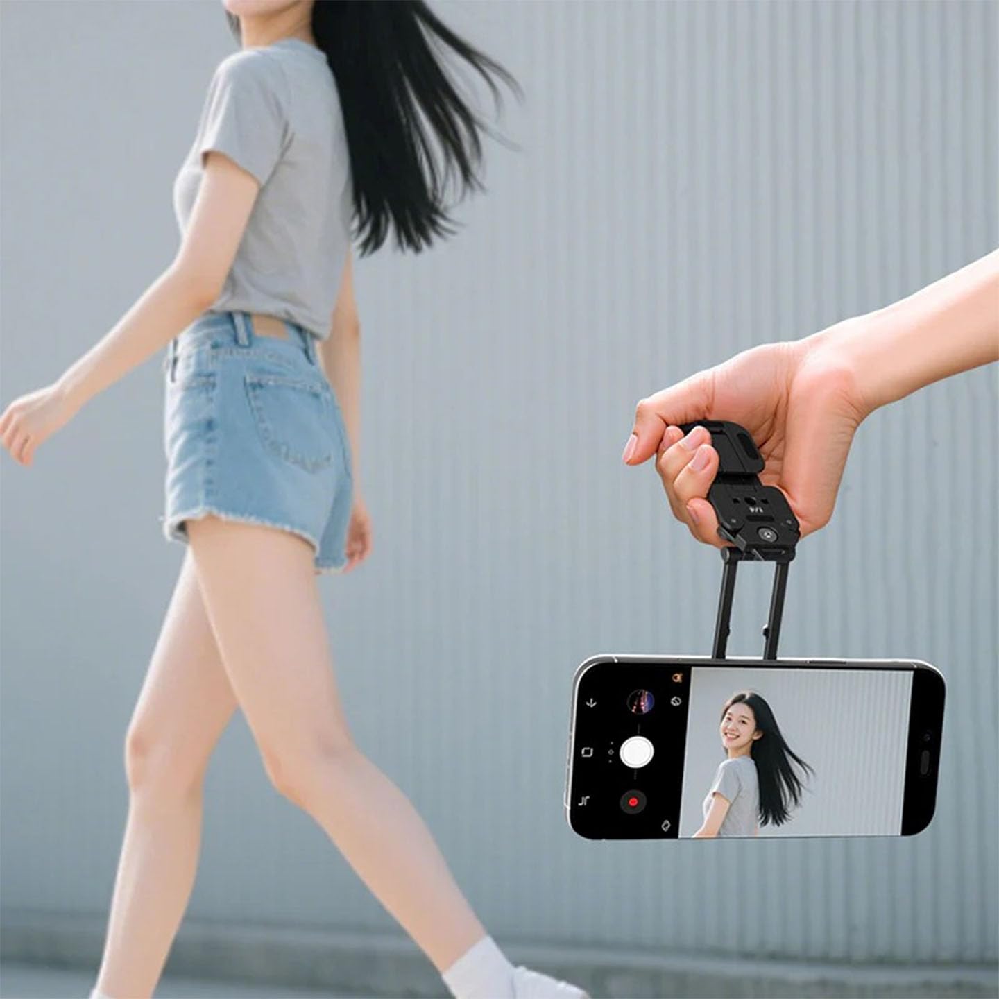 ULANZI SK29 5-in-1 Phone Holder & Mini Tripod, Alum Clamp, Adj Angle, 1/4" Mount